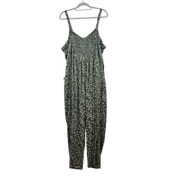 41 Hawthorn Olive Green Jumpsuit - Picture 12 of 13